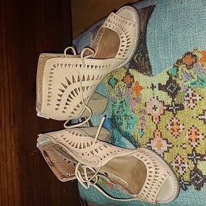 Cordillo Booties Jeffrey Campbell